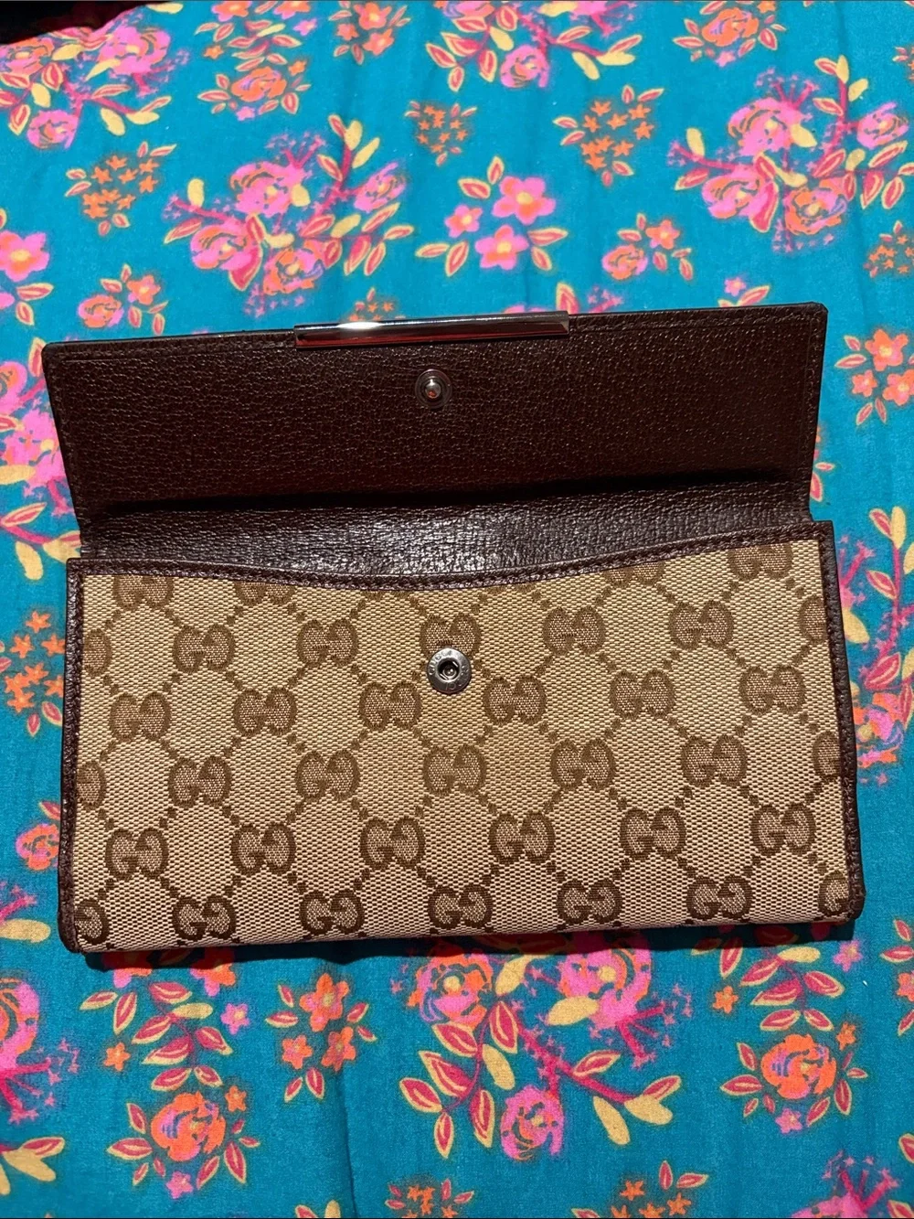 Gucci Beige Brown GG Canvas Long Wallet - Picture 4 of 9